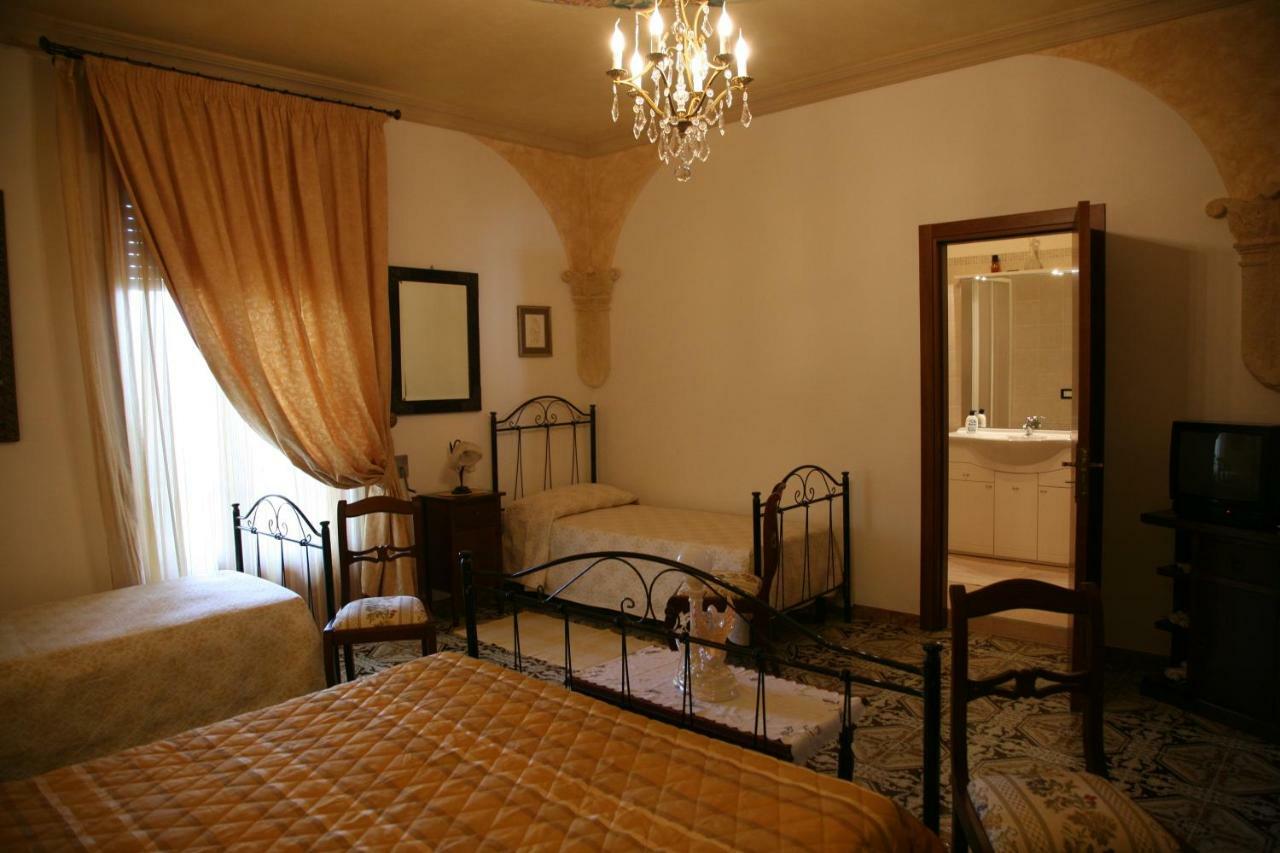 Cali Nitta Bed & Breakfast Corigliano dʼOtranto Exterior foto